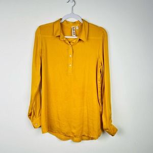 Dolan Yellow Long Sleeved 1/4 Button Front Blouse Size Small